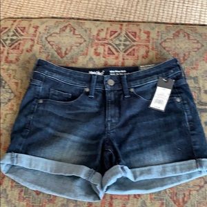 Mid rise midi shorts 2/26